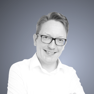 C Dr. Christian Beierlein